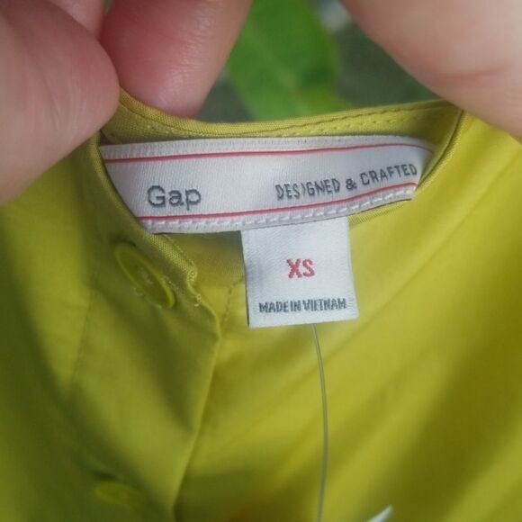 Bright
Green Gap Dress   - Picture 5 of 8